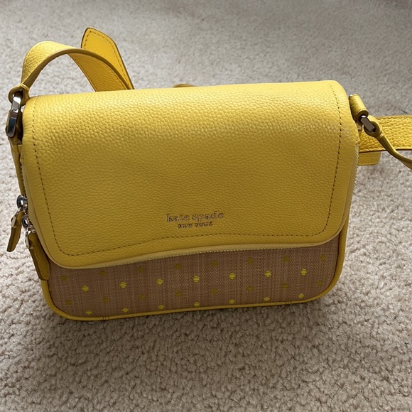 Kate Spade yellow polka dot bag along with dust bag - Picture 2 of 5